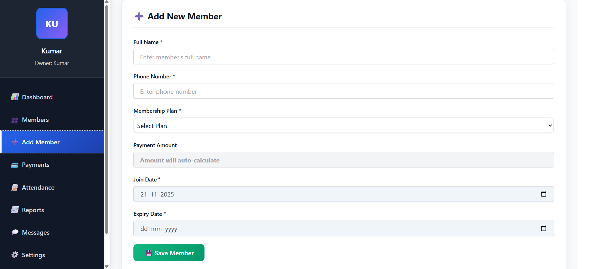Add Member Form - Showing registration form with auto-calculated amounts